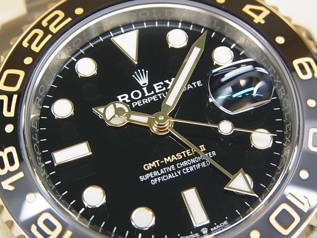 ロレックス GMTマスターII SS×YG 126713GRNR 未使用品 - 腕時計専門店 