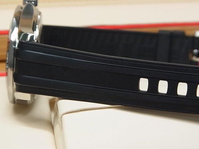 オメガ シーマスター・ダイバー 300M ブラック文字盤 42MM
