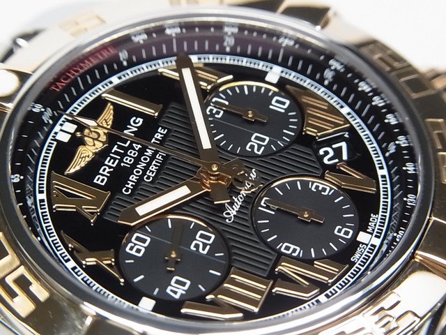 ブライトリング　クロノマット44　SS×RGコンビ　C011B57PAC　メーカーOH済み　 - 腕時計専門店THE-TICKEN(ティッケン)  オンラインショップ