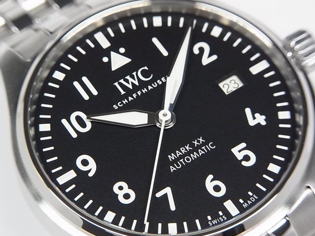 IWC　パイロット・ウォッチ マークXX　ブレス仕様　IW328202 - 腕時計専門店THE-TICKEN(ティッケン) オンラインショップ