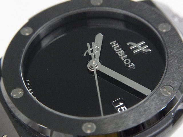 Classic Fusion Titanium Black Shiny 42 mm | Hublot