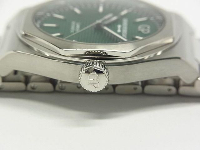 ジラール・ペルゴ ロレアート 42MM グリーンダイヤル 81010-11