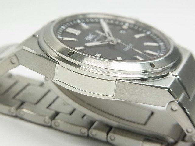 IWC インヂュニア・オートマティック ブラック文字盤 IW323902