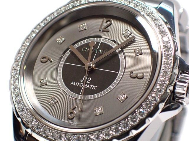 シャネル J12 クロマティック ベゼルダイヤ 38MM H2566 - 腕時計