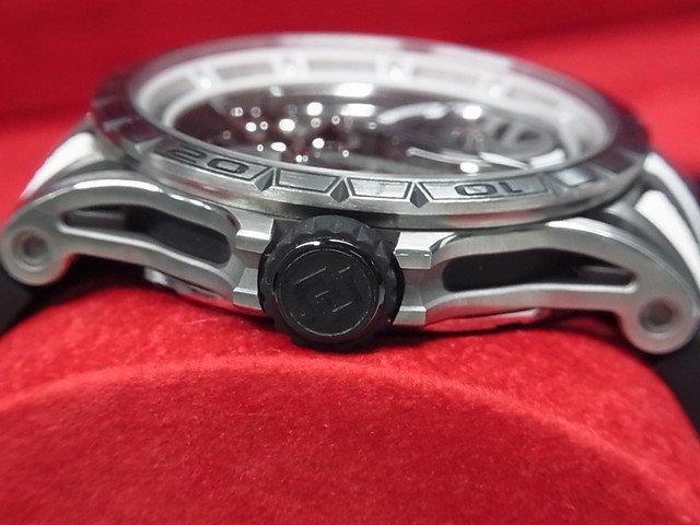 ロジェ・デュブイ エクスカリバー スパイダー・オートマティック
