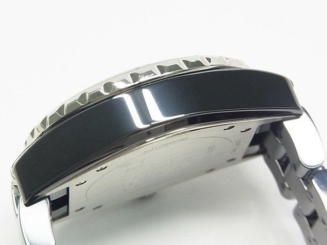 シャネル J12 クロノグラフ 41MM ブラックセラミック H0940