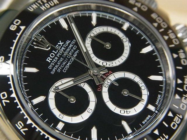 多様な ロレックス デイトナ ブラック文字盤 126500LN '23年購入現行 時計