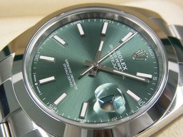 ロレックス デイトジャスト 41 ミントグリーン 126300 オイスター