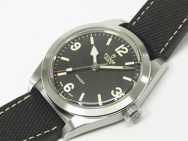 チューダー レンジャー 39MM レザー&ラバー仕様 79950 '22年 チューダー レンジャー 39MM レザー&ラバー仕様 79950 '22年