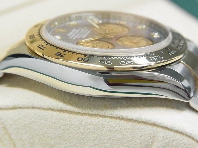 ロレックス デイトナ SS×YGコンビ ブラックシェルダイヤル