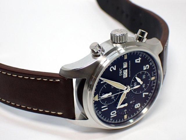 IWC パイロットウォッチ・クロノ スピットファイア IW387901 '19 IWC パイロットウォッチ・クロノ スピットファイア IW387901 '19