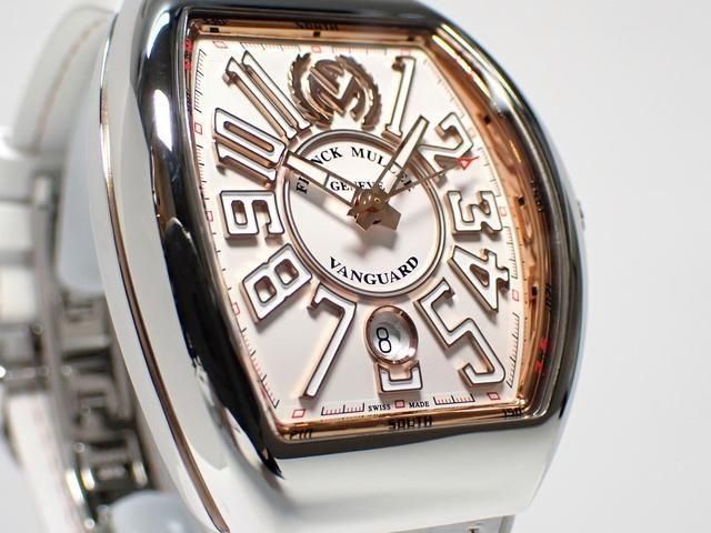 『期間限定』Tendence 腕時計 ホワイト カープ 限定品 美品 期間限定』Tendence 腕時計 ホワイト カープ 限定品 美品 Tendence