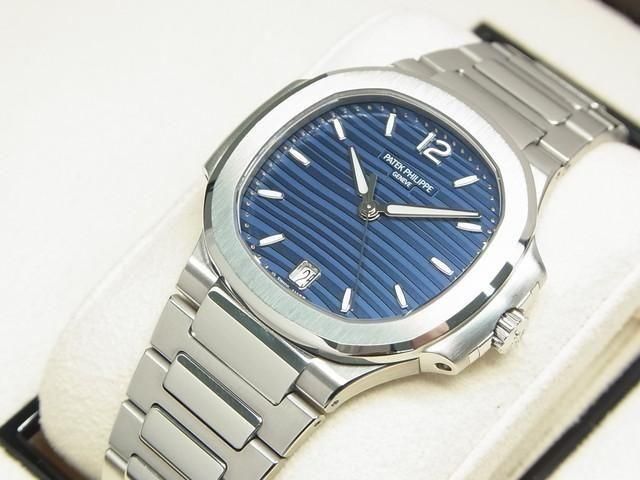 パテック・フィリップ ノーチラス 35MM ブルーダイヤル 7118/1A-001