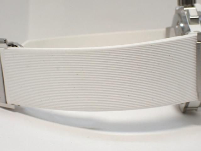 ウブロ アエロ・バン オールホワイト ダイヤモンド 日本限定 M