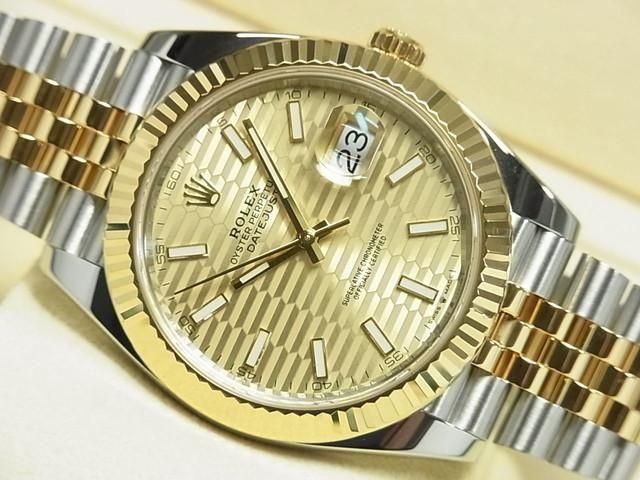 ロレックス デイトナ ステンレス ブラック '03年購入の正規未使用品