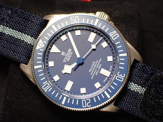 パネライ ルミノール・マリーナ 40MM 白 ブレス PAM00051 - 腕時計専門