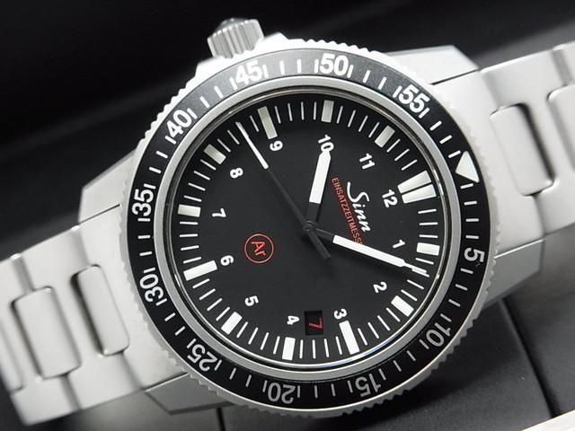 オメガ スピードマスター オートマチックデイト 正規未使用品 - 腕時計