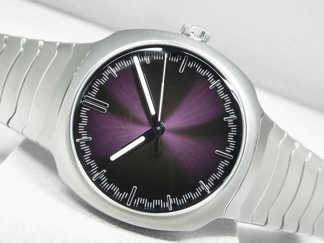 H.モーザー ストリームライナー・センターセコンド パープルヘイズ