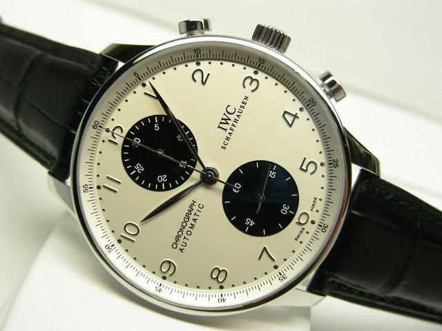 IWC ポルトギーゼ・クロノグラフ 白×黒 日本200本限定 - 腕時計専門店