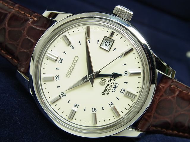 グランドセイコー メカニカル・GMT アイボリー SBGM003 - 腕時計専門店 