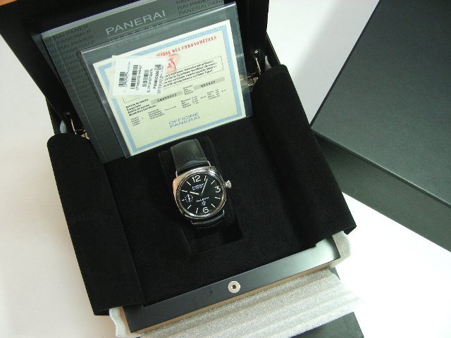 パネライ ラジオミール・ブラックシール ロゴ PAM00380 - 腕時計専門店THE-TICKEN(ティッケン) オンラインショップ