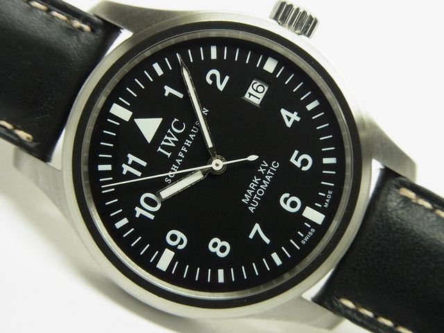 IWC マーク15 ブラック 革ベルト仕様 国内正規品 - 腕時計専門店THE 