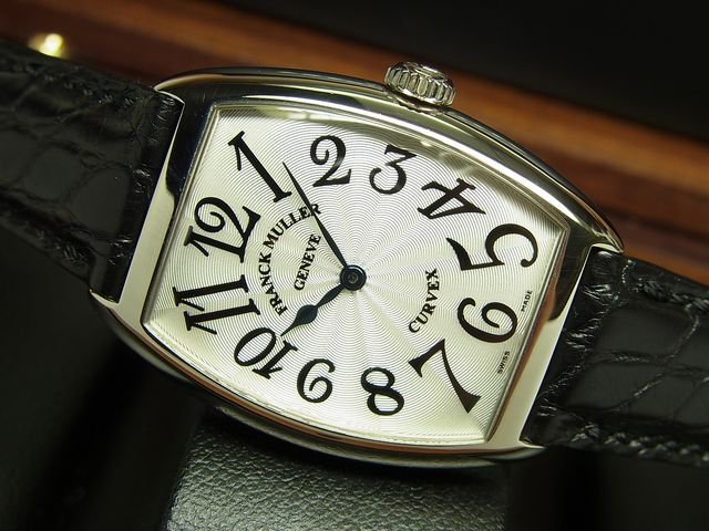 フランク・ミュラー トノーカーベックス WG 7502QZ 正規品 - 腕時計 