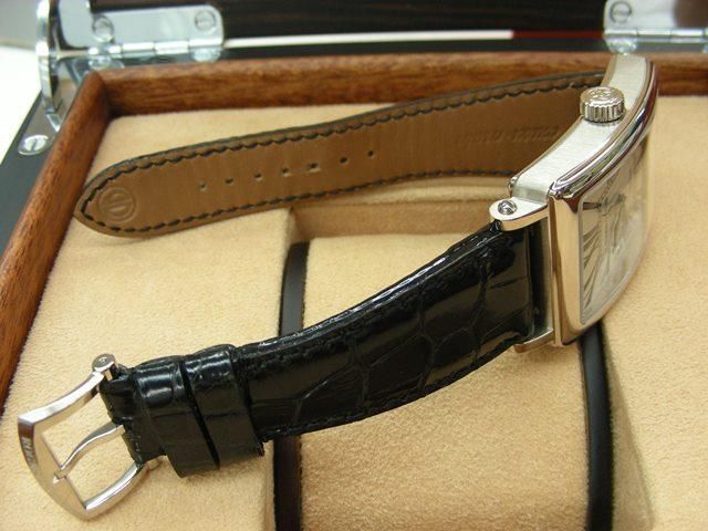 ロジェ・デュブイ マッチモア M32 ホワイトゴールド 正規品