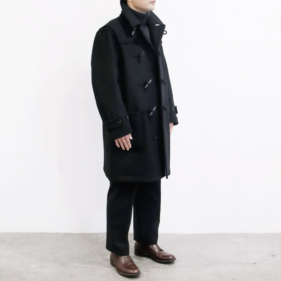 BRAND : PHIGVEL MODEL : NAVAL DUFFLE COAT COLOR : BLACK