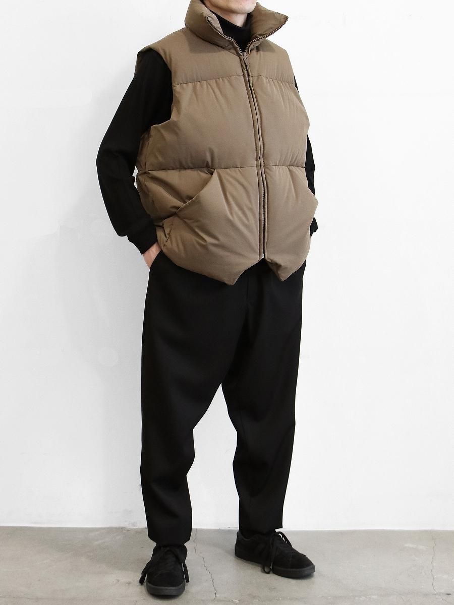 BRAND : Graphpaper CONNECTED : Zanter MODEL : DOWN VEST COLOR