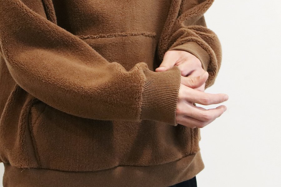 BRAND : Graphpaper MODEL : WOOL BOA PARKA COLOR : CAMEL BROWN 