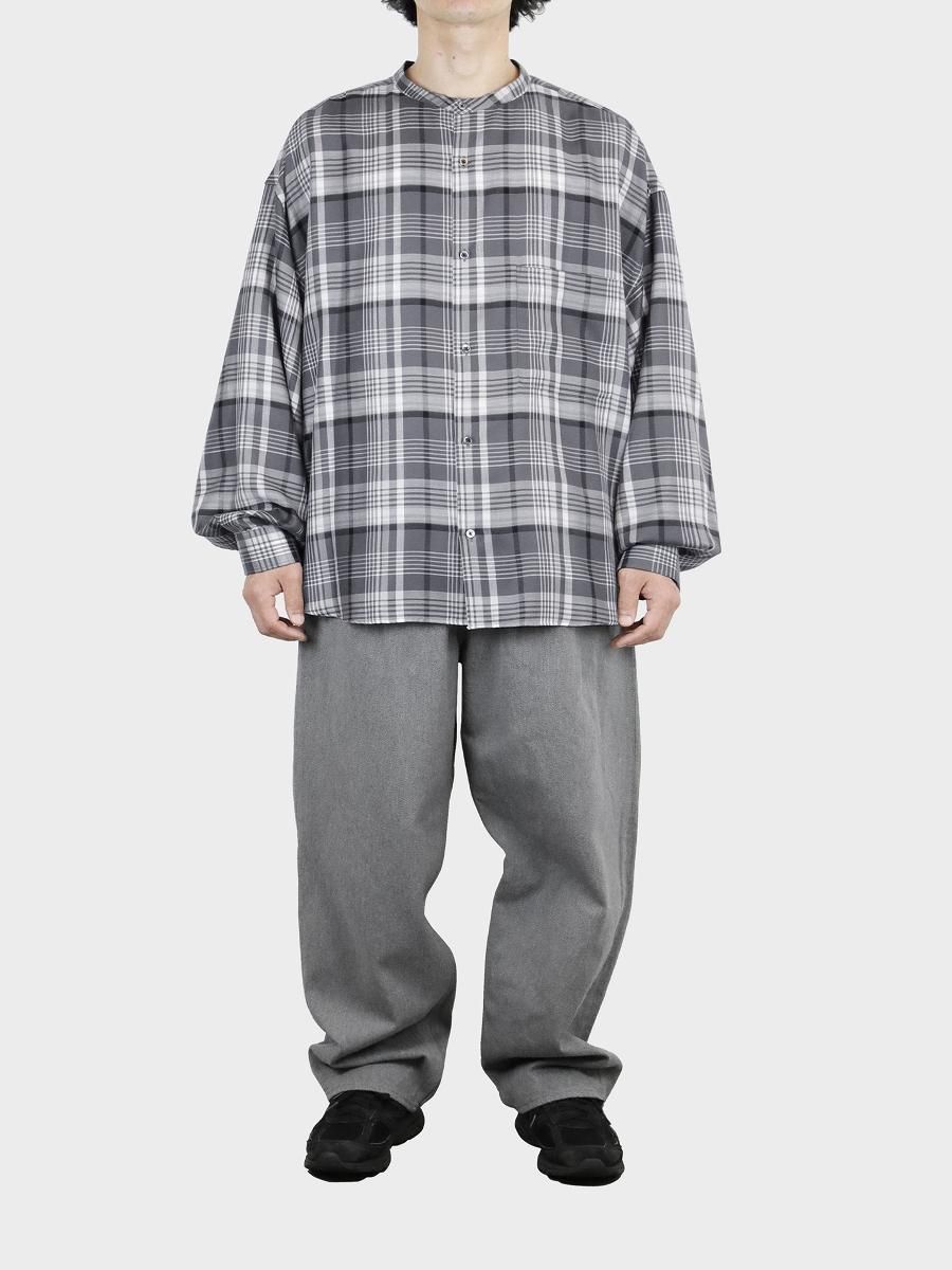 Graphpaper - グラフペーパー / COLORFAST DENIM TWO TUCK PANTS Graphpaper - グラフペーパー / COLORFAST DENIM TWO TUCK PANTS