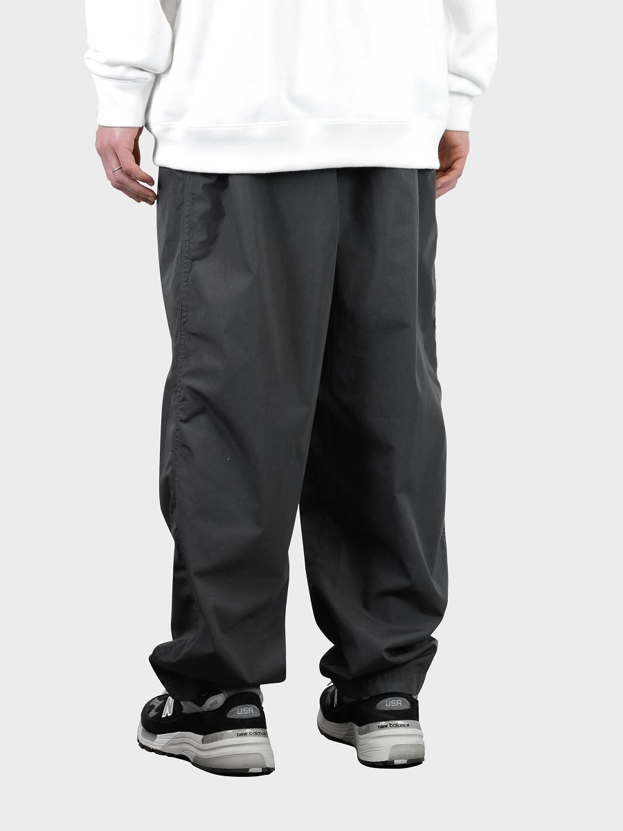 Graphpaper(グラフペーパー) / GARMENT DYED POPLINE TAPERED SLACKS