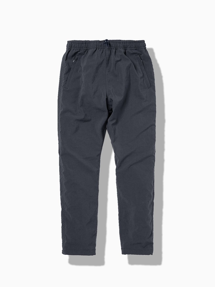 BRAND : NONNATIVE<br>MODEL : HIKER EASY PANTS POLY WEATHER CLOTH STRETCH<br>COLOR : NAVY