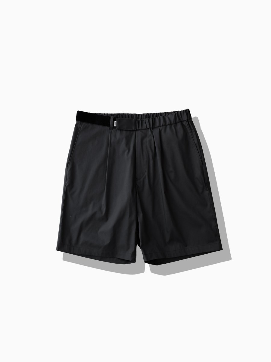 BRAND : Graphpaper<br>MODEL : SOLOTEX TWILL WIDE CHEF SHORTS<br>COLOR : BLACK