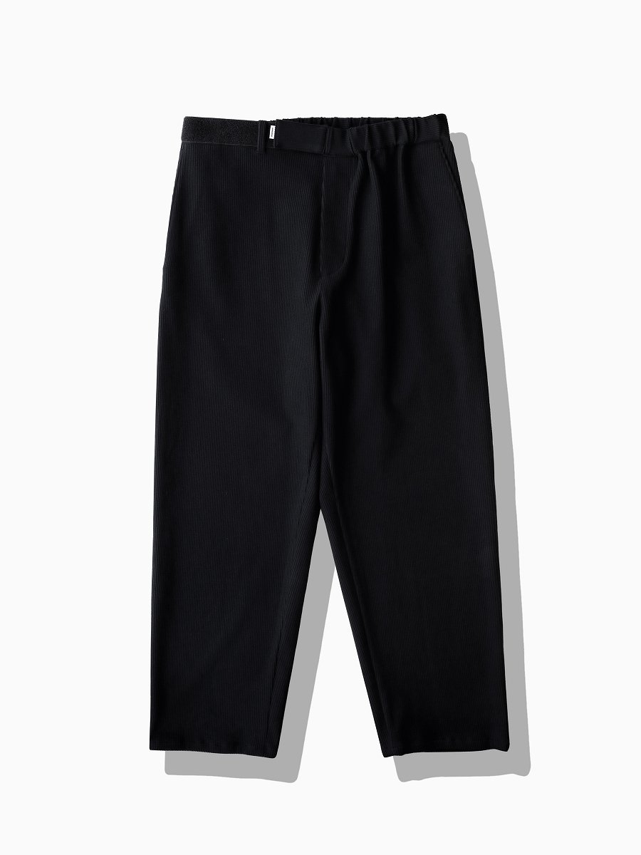 BRAND : Graphpaper<br>MODEL : KNIT CORDUROY WIDE TAPERED CHEF PANTS<br>COLOR : BLACK