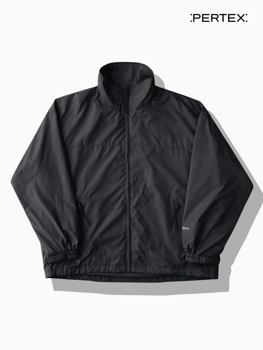 BRAND : Graphpaper<br>MODEL : PERTEX® QUANTUM LIGHT THERMO BLOUSON<br>COLOR : BLACK