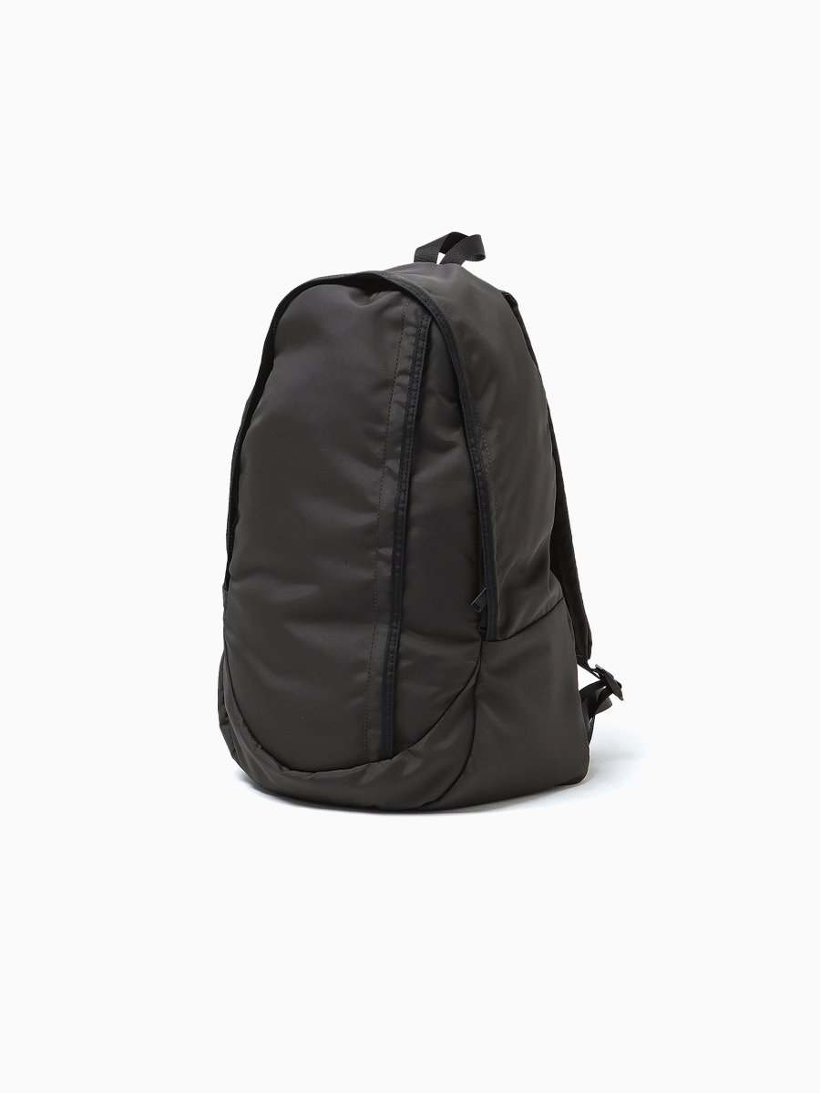 BRAND : NONNATIVE<br>MODEL : EXPLORER BACKPACK NYLON OXFORD<br>COLOR : CHARCOAL