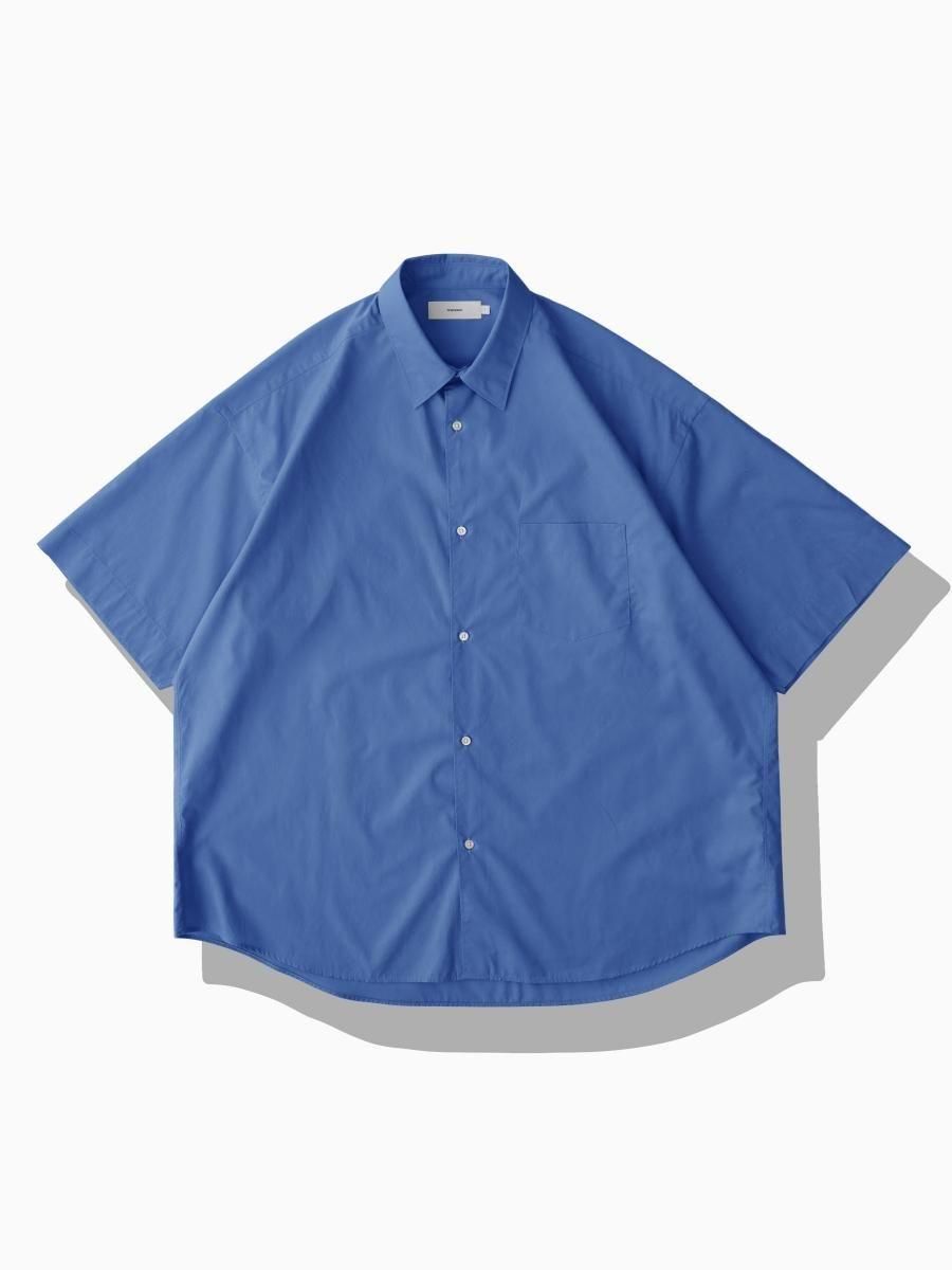 BRAND : Graphpaper<br>MODEL : BROAD S/S OVERSIZED REGULAR COLLAR SHIRT<br>COLOR : BLUE