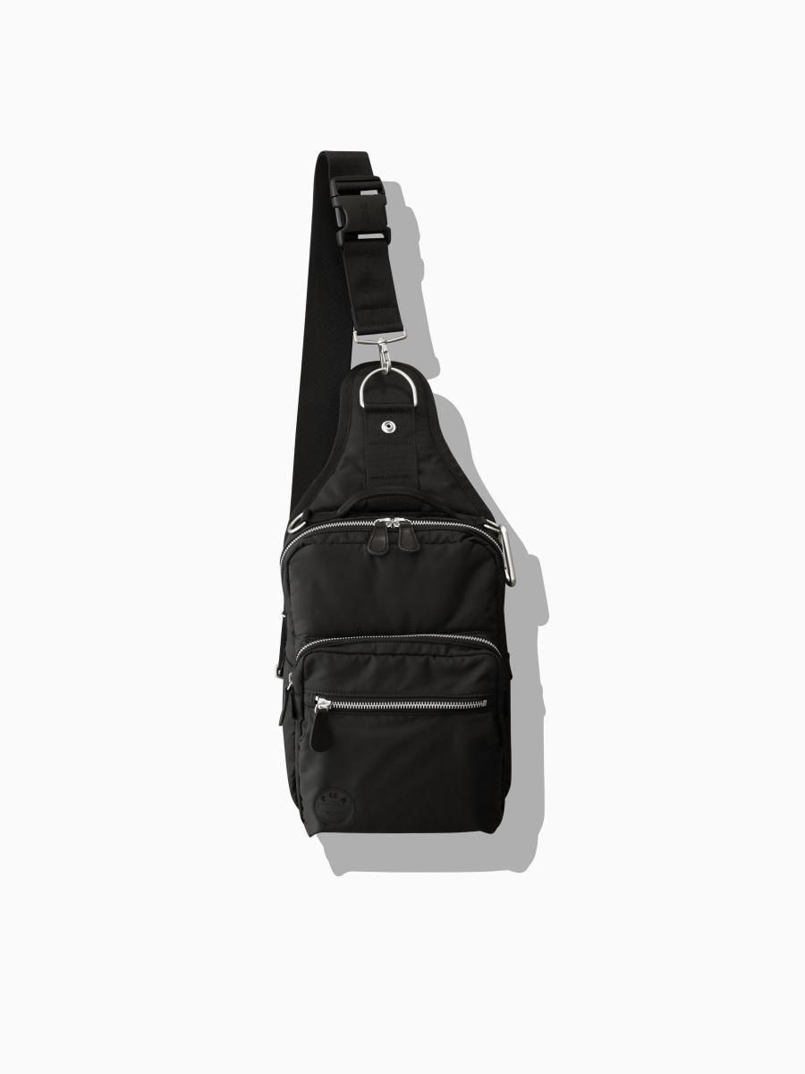 BRAND : VAINL ARCHIVE<br>CONNECTED : POTR<br>MODEL : SLING  SHOULDER BAG<br>COLOR : BLACK