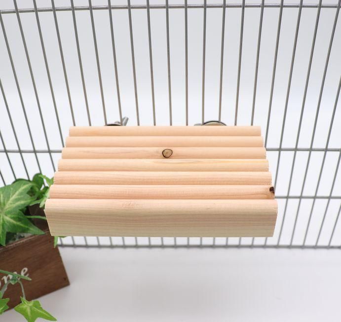 con-chan3〇波波ヒノキのステップ台（中） - とりまに☆鳥さん用品専門店