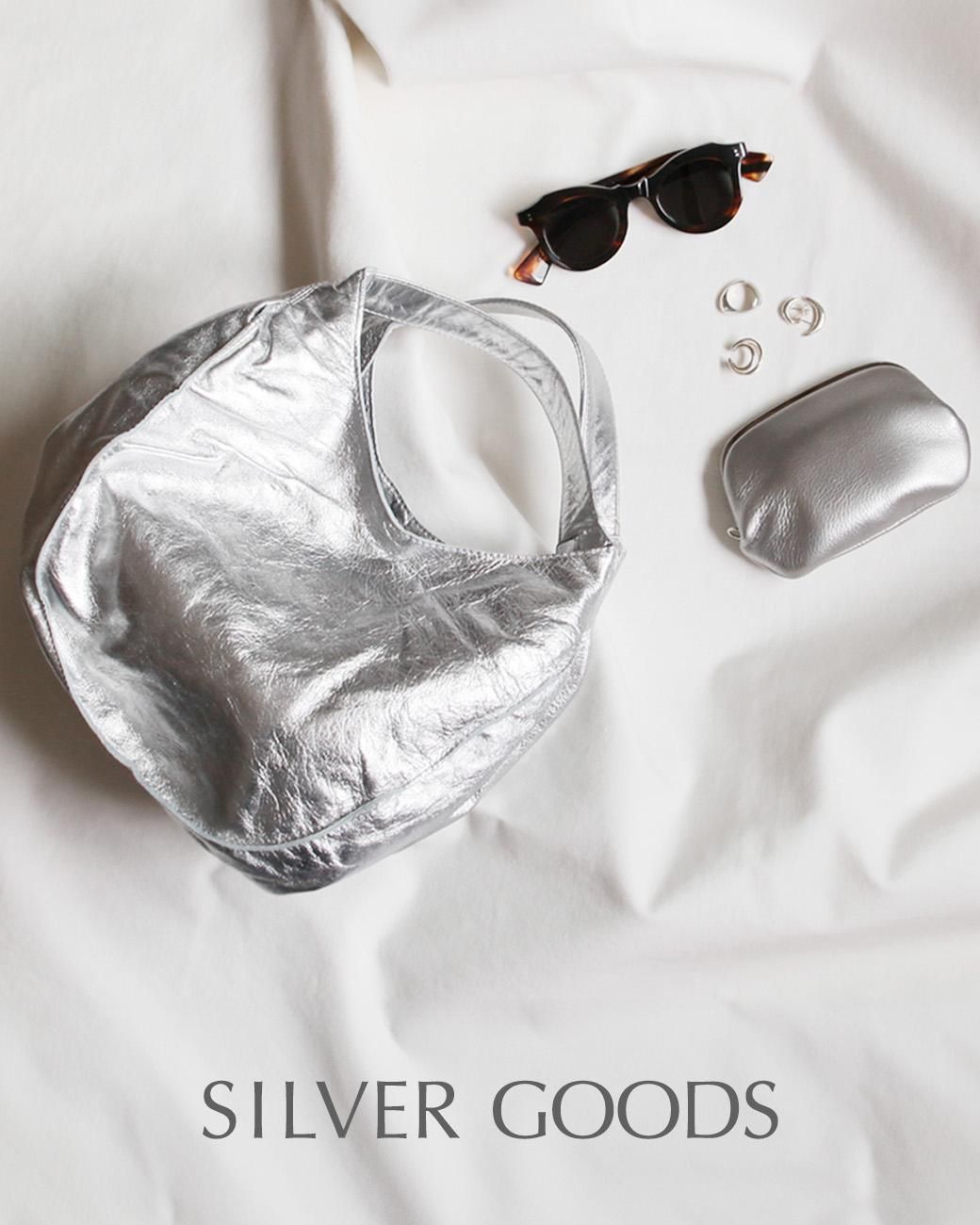 夏の陽射しに、シルバーのきらめきを。 - Eight Hundred Ships & Co.