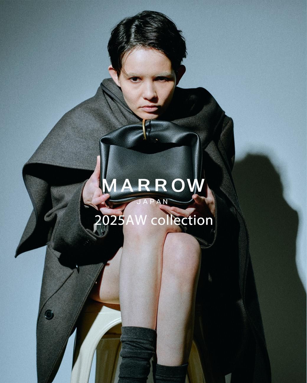 MARROW/ マローLLIC PILLOW シルバー MARROW（マロウ） / PILLOW-3 レザー 巾着型ハンドバッグ - ブラック