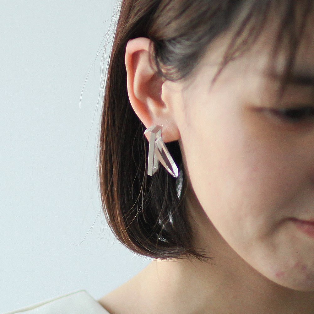 revie objects / IN2-03〈INSIDE〉Quartz Earring L インサイド クォーツピアス L(片方タイプ)