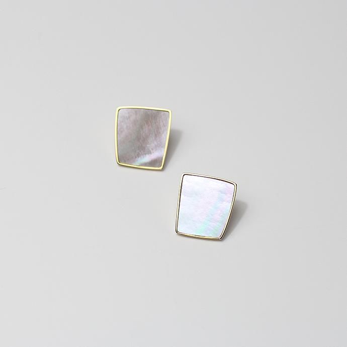 SIRI SIRI（シリシリ）RA303 RADEN Earrings Square 螺鈿ピアス