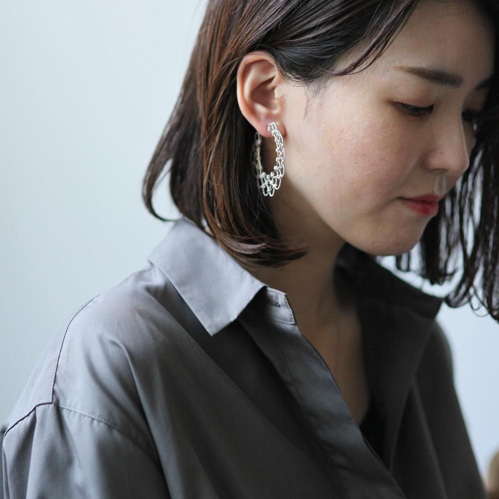 売りストア SIRI シリシリ DOTS EARRINGS ドットピアス - sisben