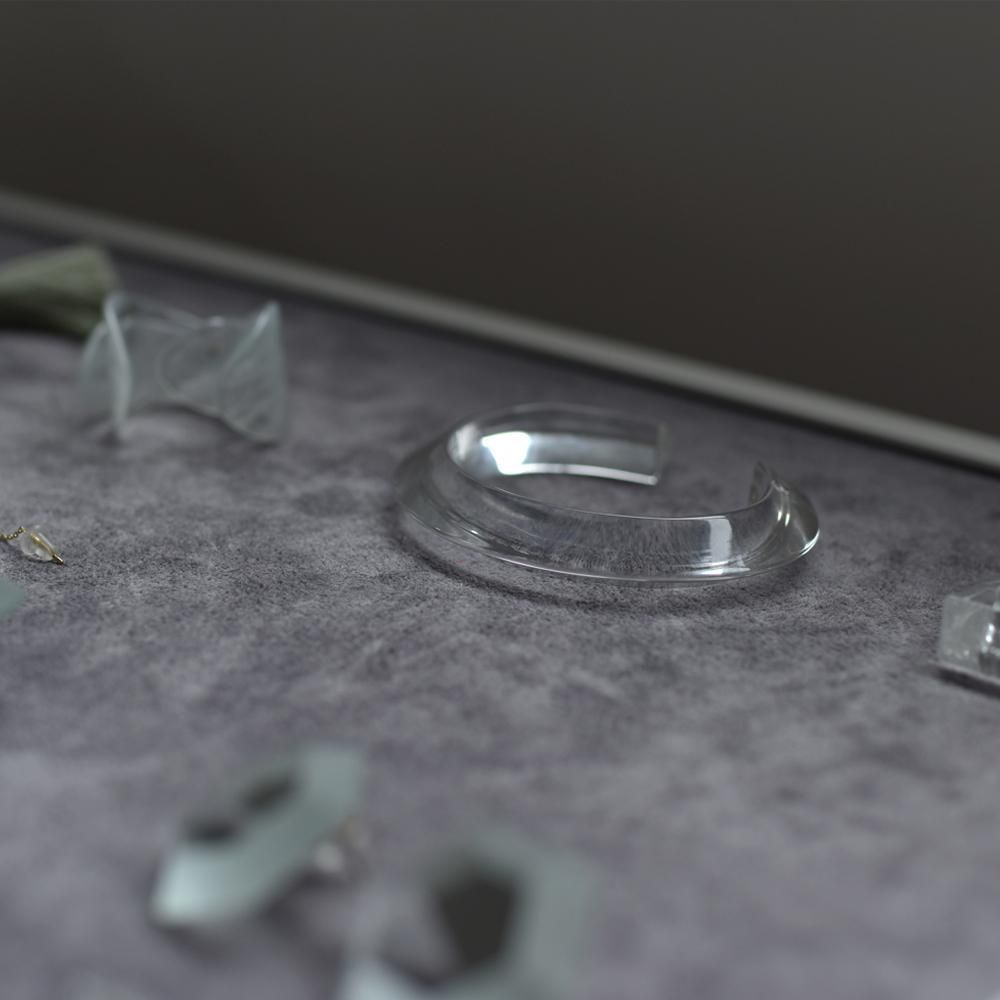 SIRI SIRI（シリシリ）EC102 EXCAVATION Bangle Triangle CLEAR