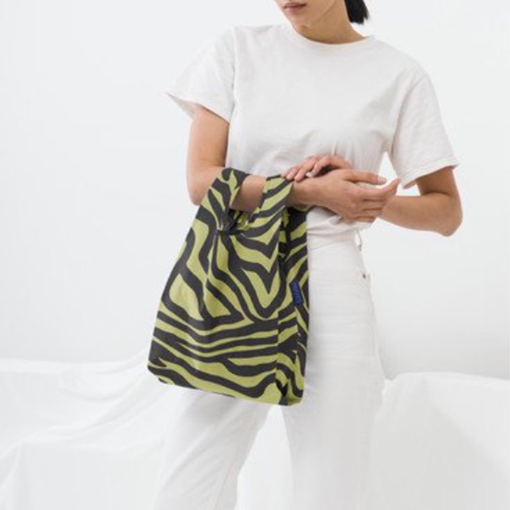 バグゥ エコバッグ トートバッグ BAGGU STANDARD BAGGU BAG Olive Zebra オリーブゼブラ ゼブラ柄 単品 エコバックスタンダードバグゥ  ポリエステル製 tqsRB9u3J2, バッグ - convivialmc.com