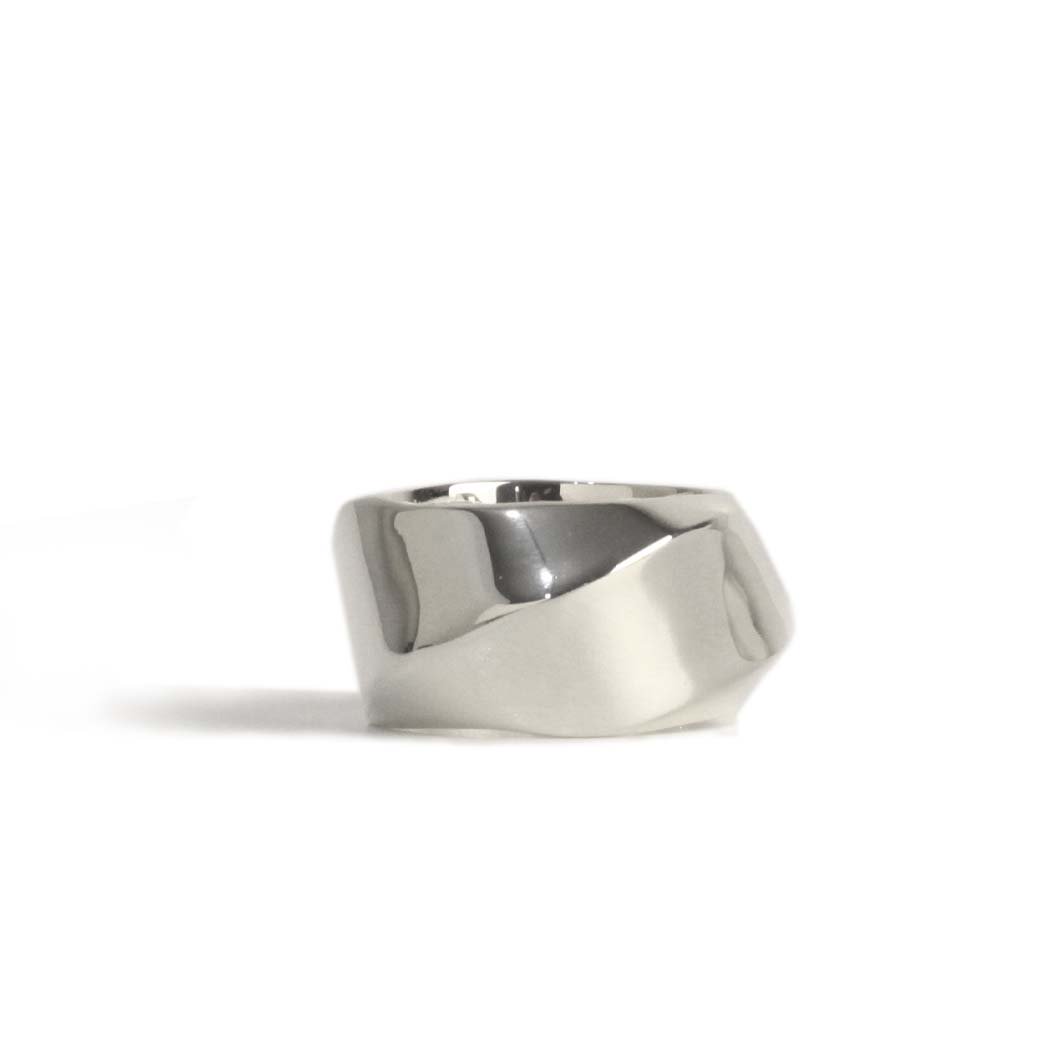 BYOKA（ビョーカ）/ R1902 CREAM PINKY RING リング - シルバー - Eight Hundred Ships & Co.