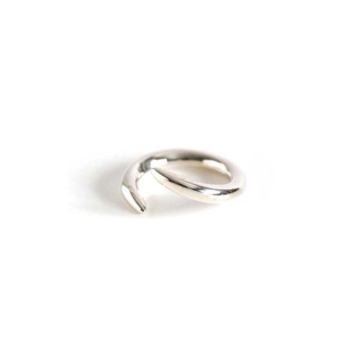  BYOKA（ビョーカ）/ R2203 THICK IVY RING - シルバー<img class='new_mark_img2' src='https://img.shop-pro.jp/img/new/icons7.gif' style='border:none;display:inline;margin:0px;padding:0px;width:auto;' />